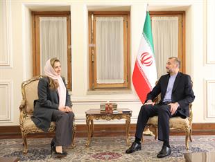تقدیم استوارنامه سفیر ایتالیا